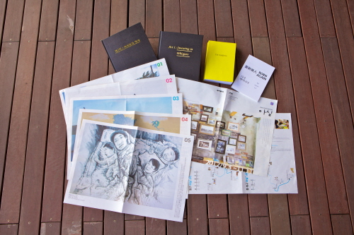 2012광주비엔날레 출판물 풍성 관련 이미지