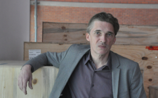 제15회 광주비엔날레 예술감독에 니콜라 부리오  관련 이미지