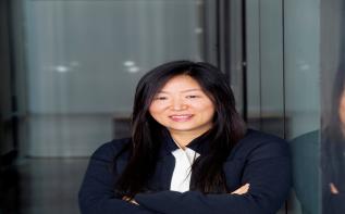 이숙경 제14회 광주비엔날레 예술감독 휘트워스 미술관장 선임  관련 이미지