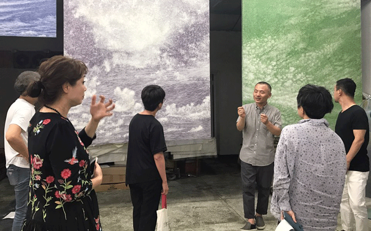 ‘비엔날레와 함께 차를’ 지역작가 작업실 탐방 개시 관련 이미지